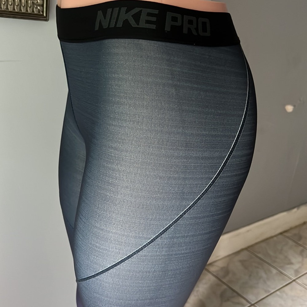 Nike leggings - Picture 3 of 7